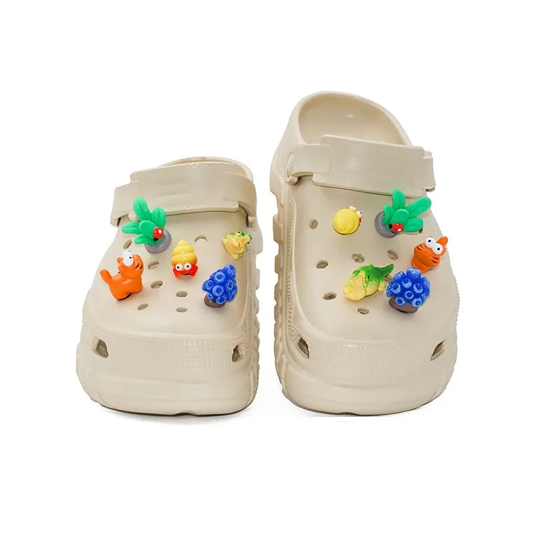 OUBT Seaside Theme, 3D Effect Animal Collection Clogs Unisex Khaki-2