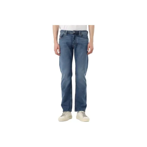EMPORIO ARMANI J76 Rinsed Comfort denim Straight fit Jeans