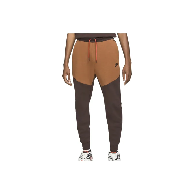 Nike Fleece Tech Lounge Pants-0