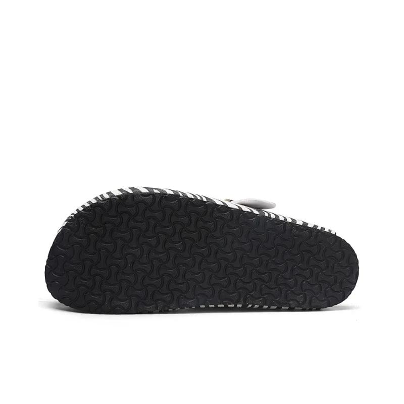 AMICNIEGD Slip Resistant Abrasion Resistant Closed Toe Slippers Unisex White Zebra-4