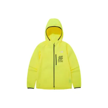 THE NORTH FACE Jackets & Coats Men's Yellow