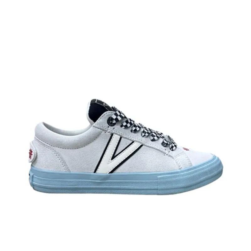 X JIMSUN Coverage Cushioning Balance Low Top Skateboard Shoes Unisex The Blue Of The Sky-1