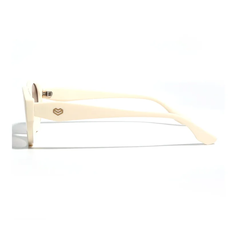 Conant Plate Frame Cat Eye Sunglasses Unisex-10