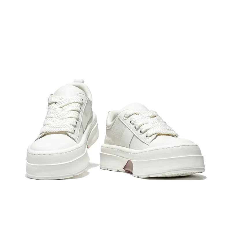 MOERBAI Panda Series Height Increasing Low Top Skateboard Shoes Men's White-2