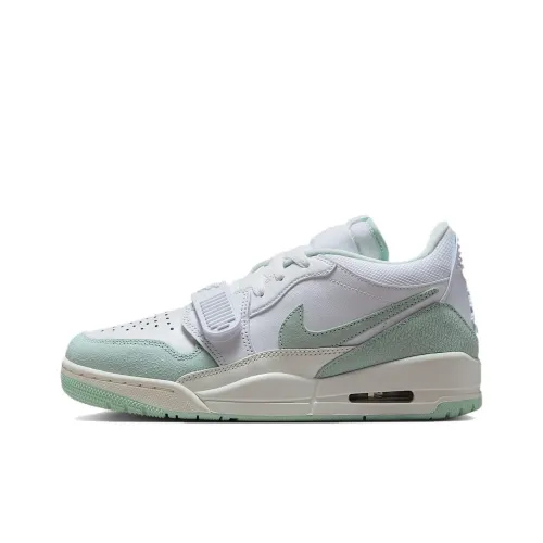Jordan Anti Slip Wear Resistant Low Top Vintage Basketball Shoes Women's White Green