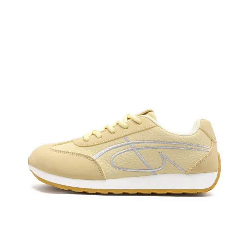 DEERWAY Height Increasing, Abrasion Resistant, Lightweight, And Breathable Low Top Casual Shoes Women's Lemon