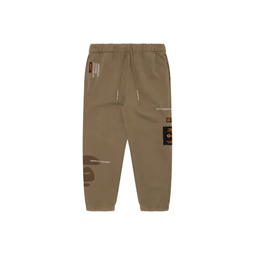 Aape X Alpha Industries Washed Sweatpant