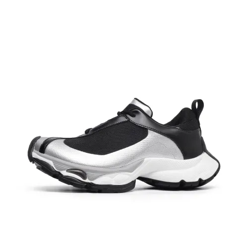 Hong Kong Meng Slip Resistant Height Increasing Low Top Chunky Sneakers Unisex