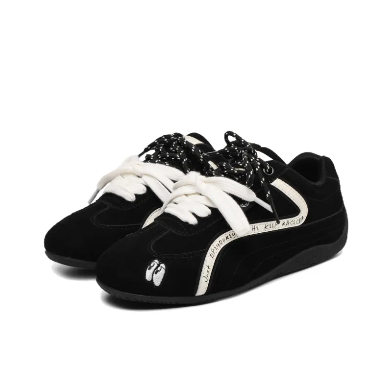 MOMGOG Breathable And Lightweight Low Top Casual Shoes Unisex-1