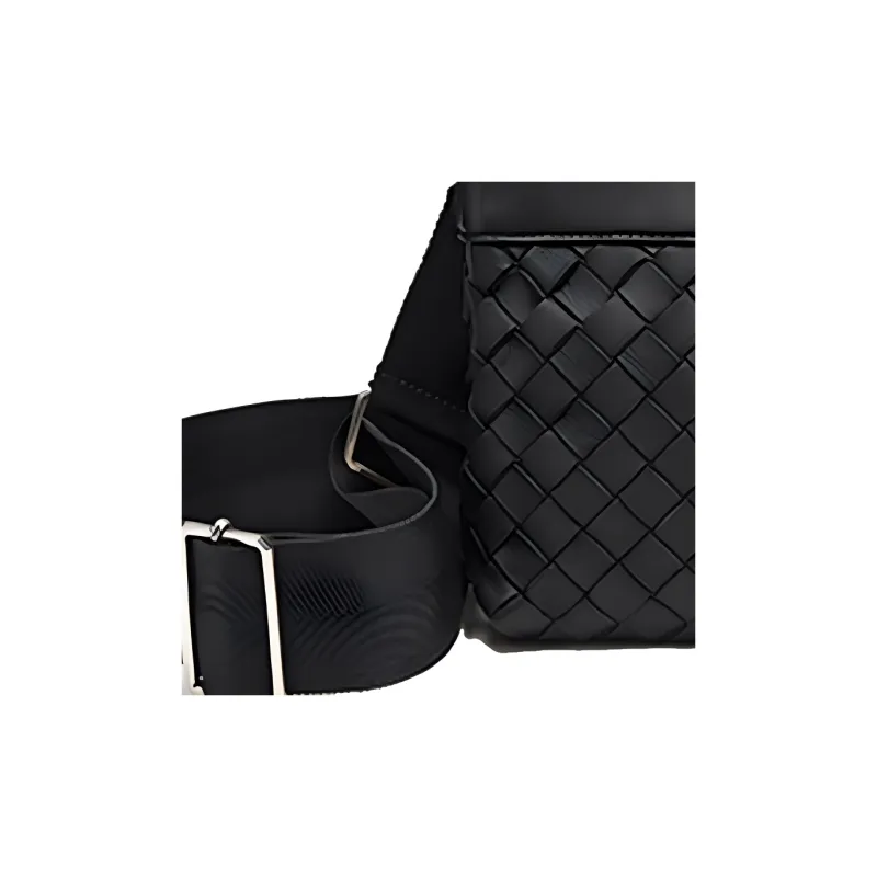 Bottega Veneta Classic Intrecciato Crossbody Black-3