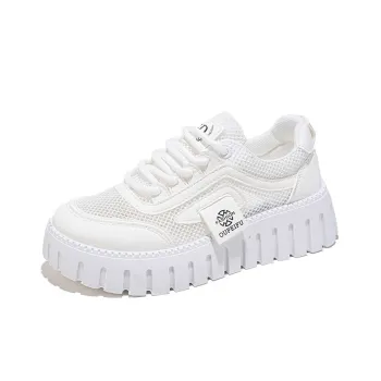 EASTERN CAMEL Low Top Skateboard Shoes Women's