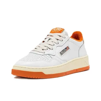 AUTRY Medalist Low Top Skateboard Shoes Women's White