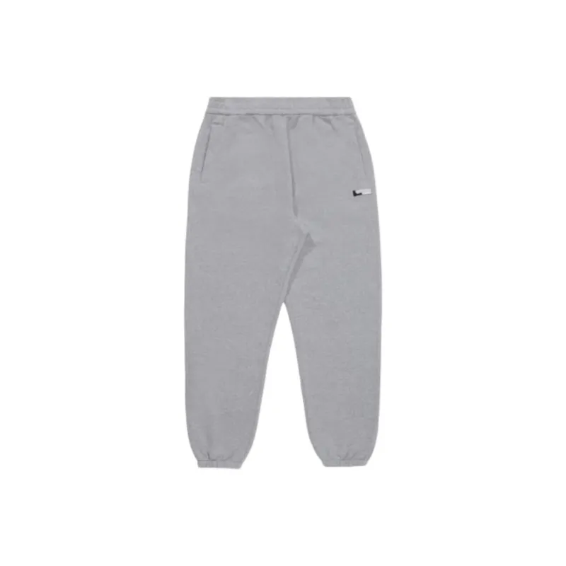 UNDEFEATED FW24 Knitted Sports Pants Unisex-2
