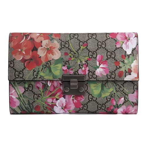 GUCCI Clutches