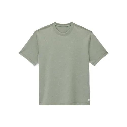 Vuori T Shirts Men