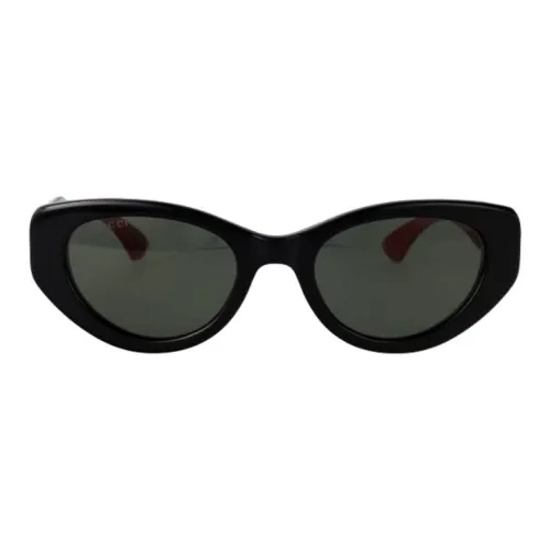 GUCCI Cat Eye Frame Sunglasses