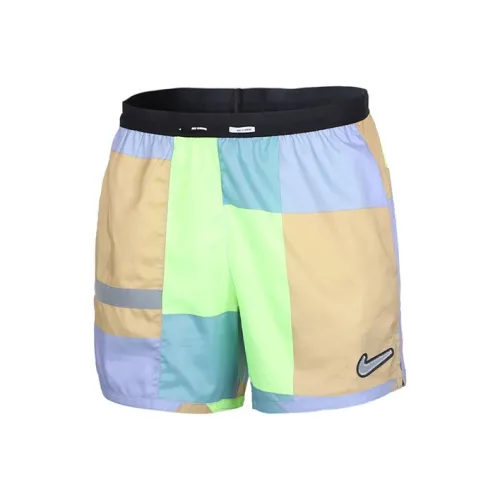 Nike Casual Shorts Men Contour Green