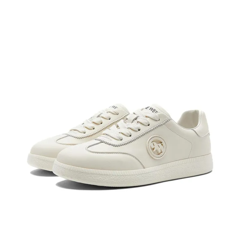 NINE WEST Low Top Skateboard Shoes Women's Ecru-2