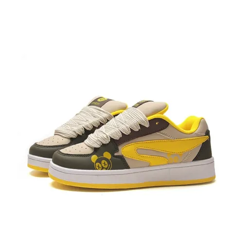 GULIA Slip Resistant Low Top Skateboard Shoes Women's Panda Yellow