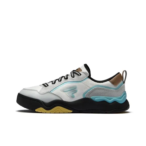 FILA FUSION KICK II DX CVS Low Top Skateboard Shoes Men's White Black