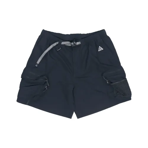 Nike Acg Snowgrass Cargo Shorts