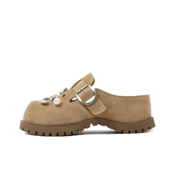 CAMEIDO Cut Out Slip Resistant Closed Toe Slippers Women's Earth Yellow