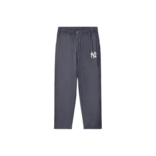 New Era x MLB SS24 New York Yankees Basketball Shorts Unisex Umber