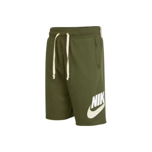 Nike Casual Shorts Men Green