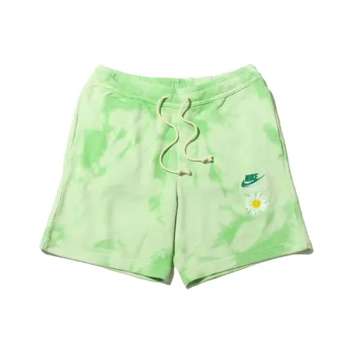 Nike Casual Shorts Men Green