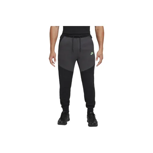 Nike Tech Men's Fleece Joggers