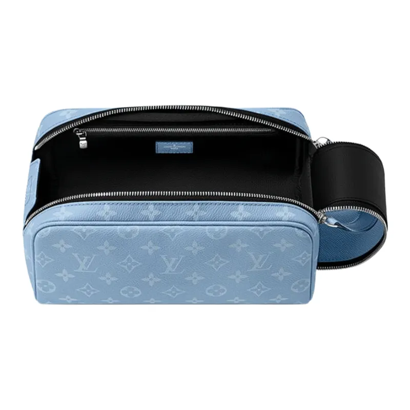 LOUIS VUITTON Dopp Kit-4