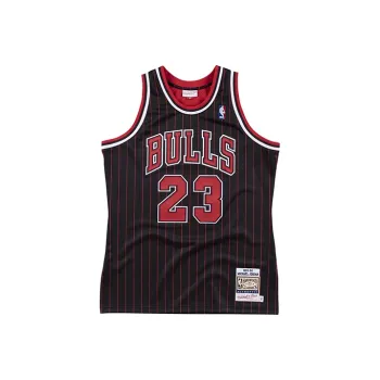 Mitchell Ness Chicago Bulls 1995 96 Michael Jordan Authentic Jersey