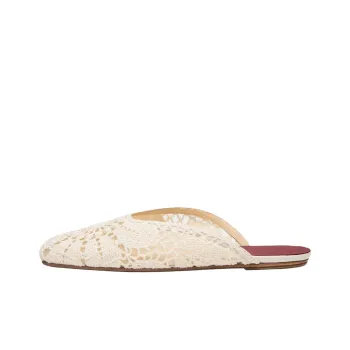 MAGDA BUTRYM Closed Toe Slippers Women's Cream