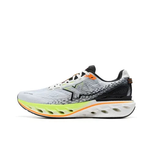 XTEP Shock Absorption Spinning 9.0 Running Shoes Men Low Top White/Black