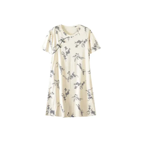 Lan Miao Cheongsam Women's Ink Wash