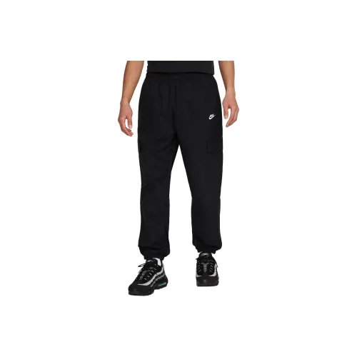 Nike Club Men's Woven Cargo Pants