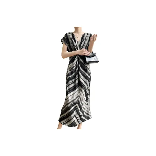 CASAMIA Short Sleeved Dress Women's Black