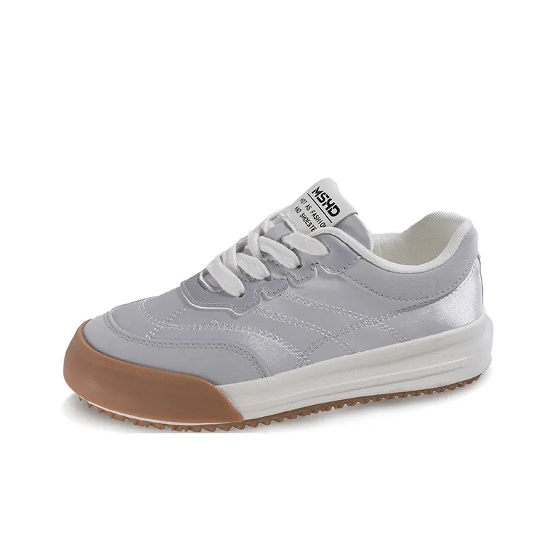 Betu Low Top Skateboard Shoes Women's-2