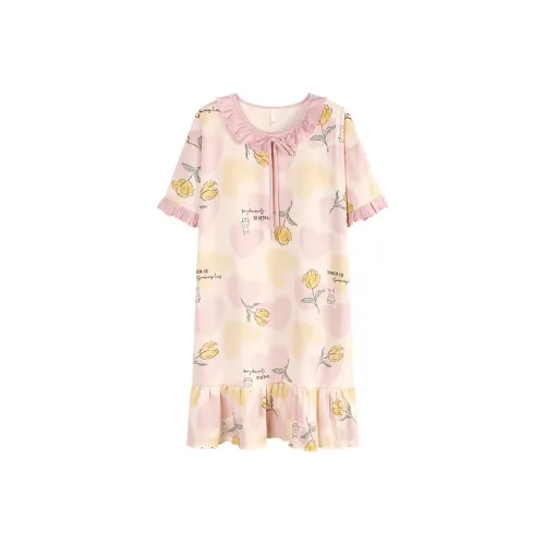 Pretty Lady Nightgown Women's Light Pink Yellow