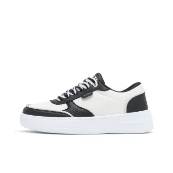 Singing Slip Resistant, Abrasion Resistant, Lightweight Low Top Skateboard Shoes Unisex Black White