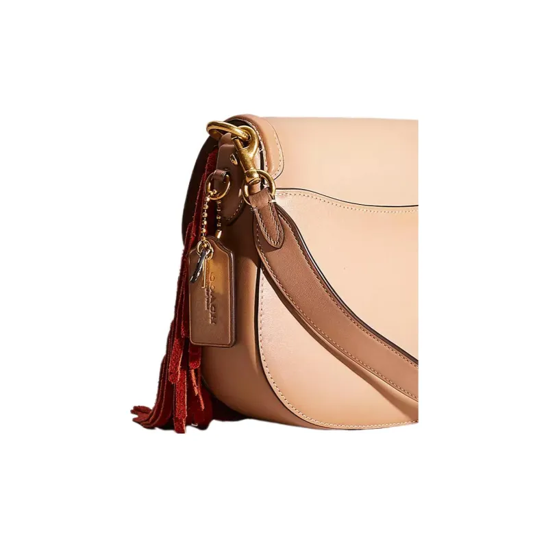 COACH Beat Leather Saddle Bag, Shoulder Bag, Crossbody Bag Women's Brass & Taupe-3