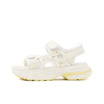 CAMEIDO Beach Sandals Women's Ecru