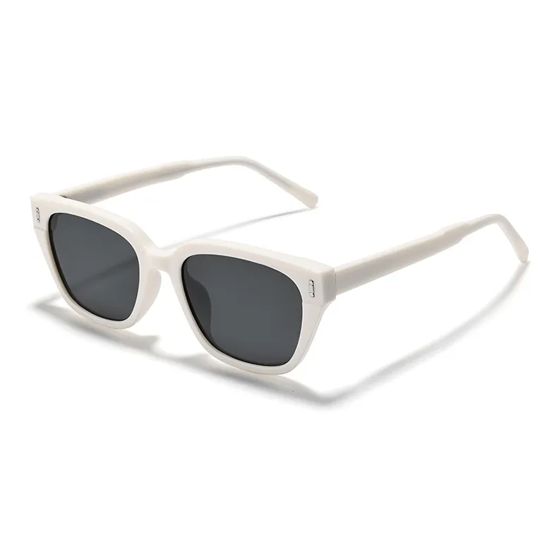 Sagawa TR/Memory Plastic Square Sunglasses Unisex-8