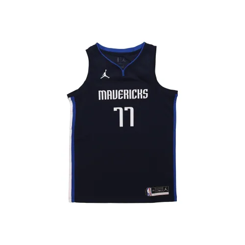 JORDAN Nba Luka Dončić Mavericks Statement Swingman Jersey