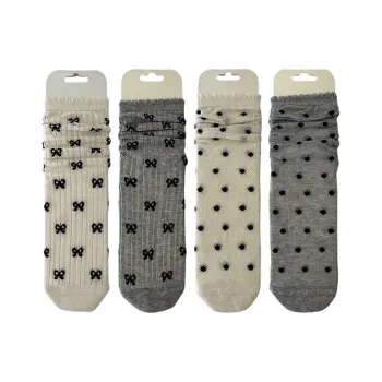 LUNNIFEIYA Mid Calf Socks Women's Combo Set