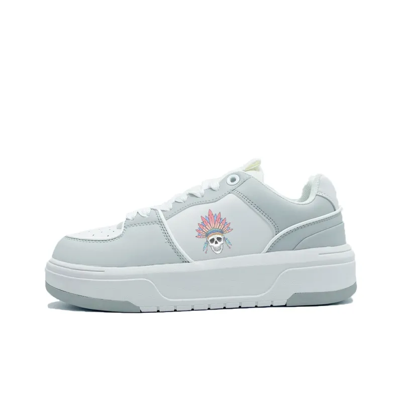 PAIN OR PLEASURE Low Top Skateboard Shoes Unisex-0