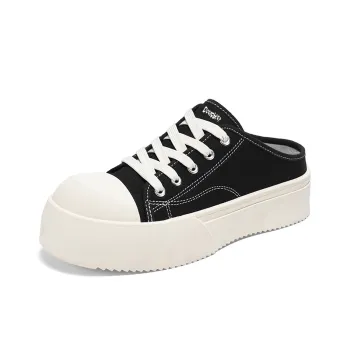 Budding Bear Closed Toe Slippers Men's Black