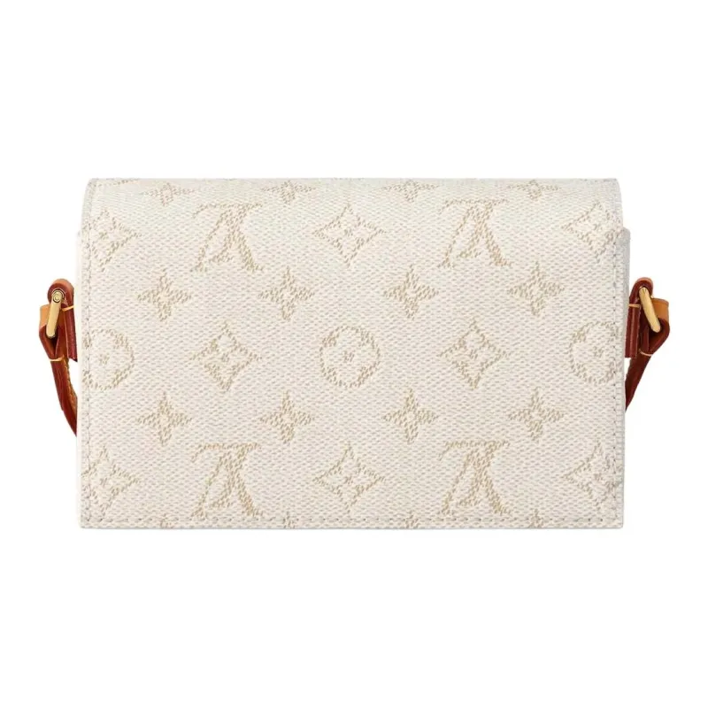 LOUIS VUITTON Steamer Wearable Wallet-2