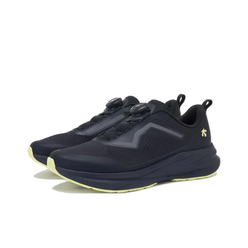 DESCENTE Anti Slip Wear Resistant Low Top Running Shoes Men's Black-1
