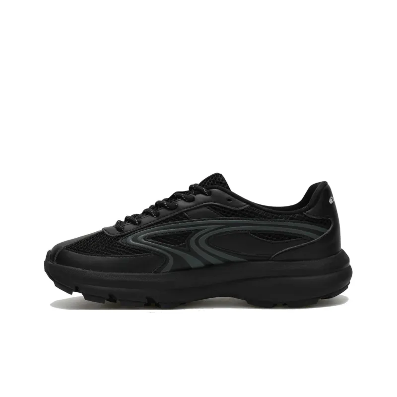 Discovery Expedition Cardiff Low Top Casual Shoes Unisex-1